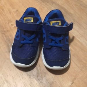 Toddler Blue Nike Downshifter Sneakers